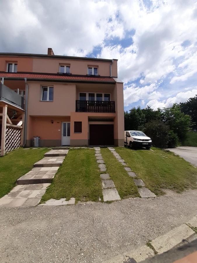 Černá v Pošumaví Apartmán Exterior foto